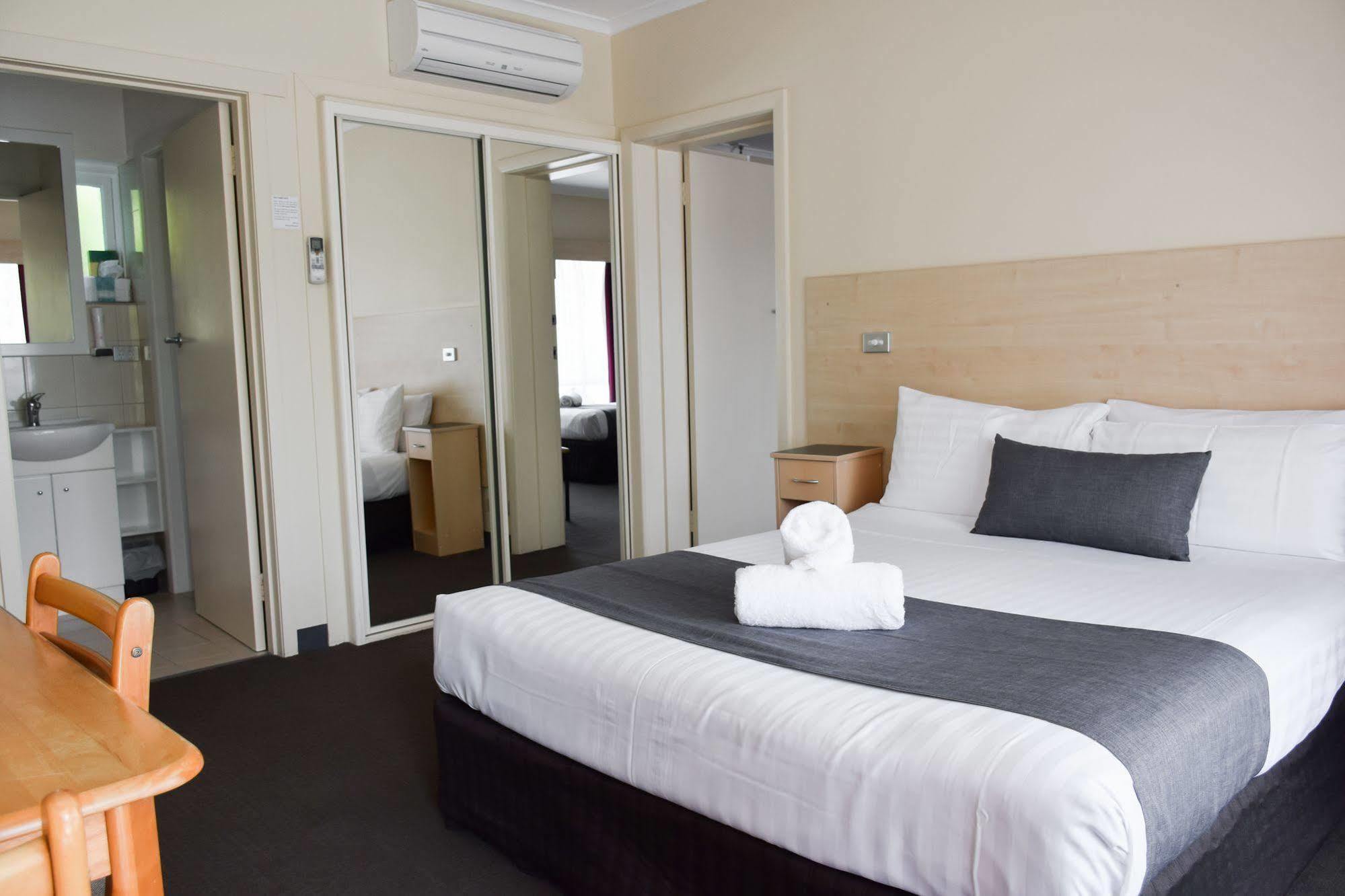 אולברסטון Beachway Motel מראה חיצוני תמונה