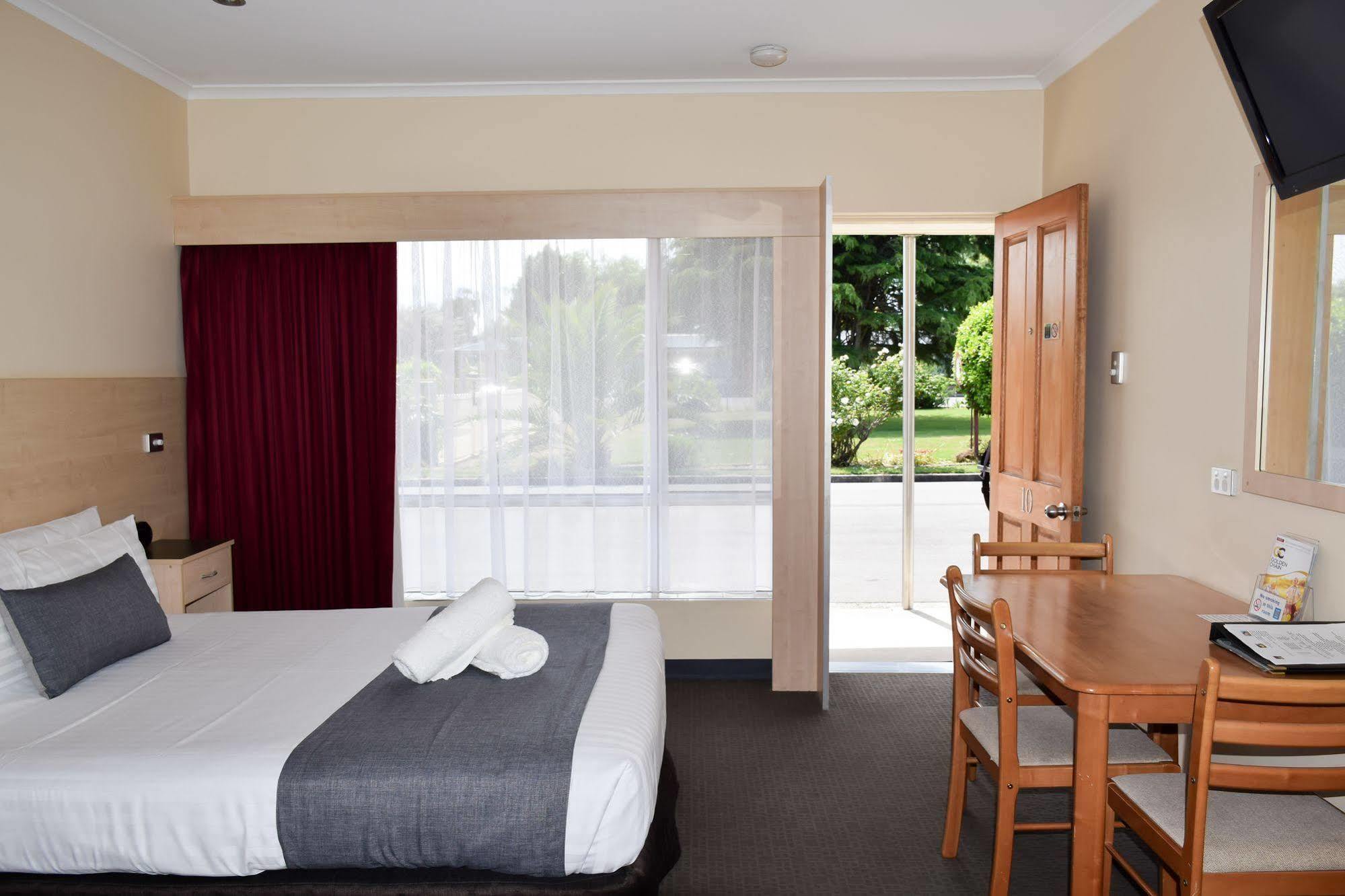 אולברסטון Beachway Motel מראה חיצוני תמונה