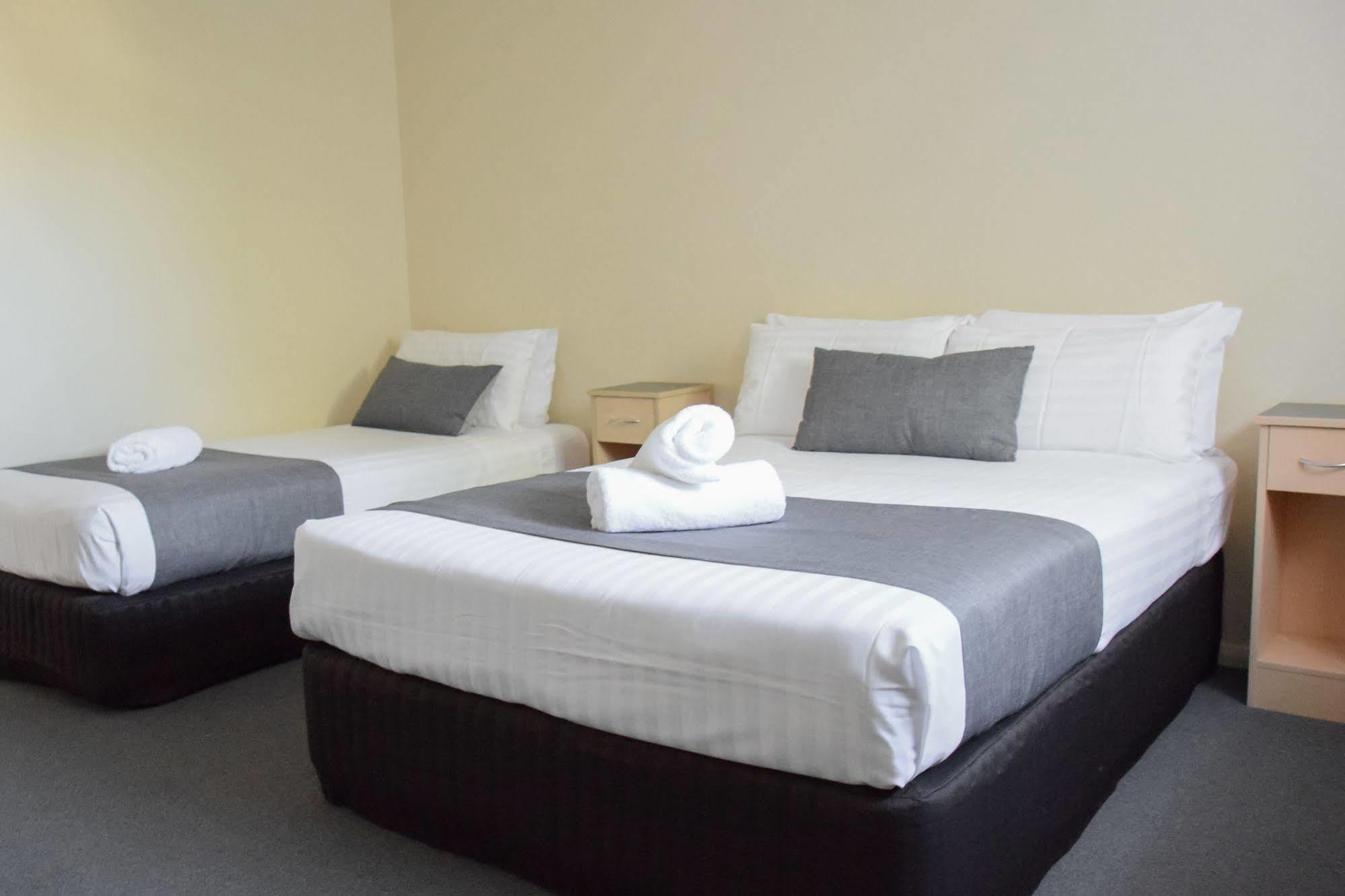 אולברסטון Beachway Motel מראה חיצוני תמונה