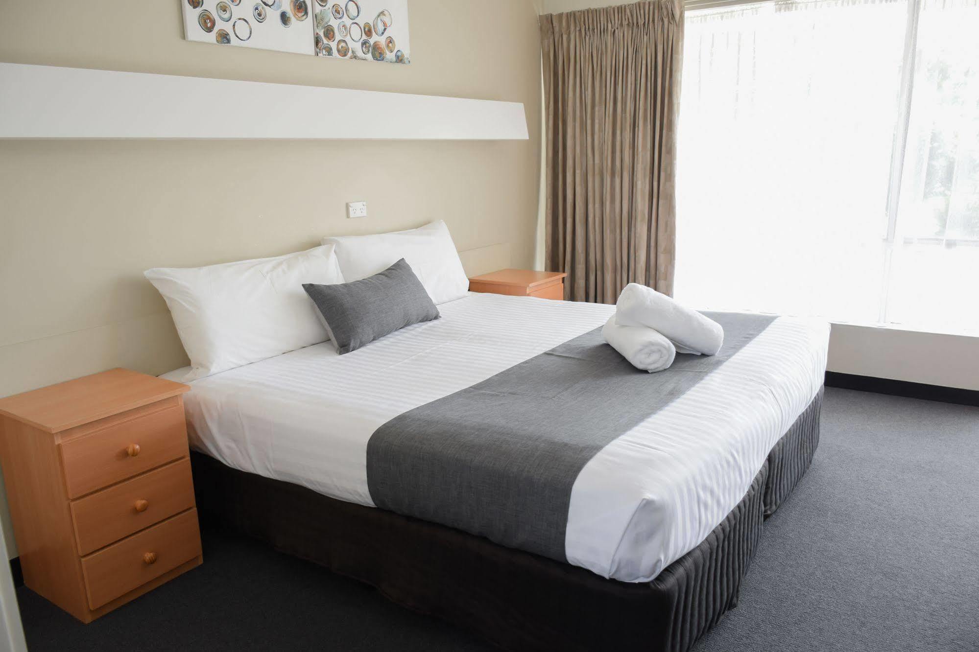 אולברסטון Beachway Motel מראה חיצוני תמונה